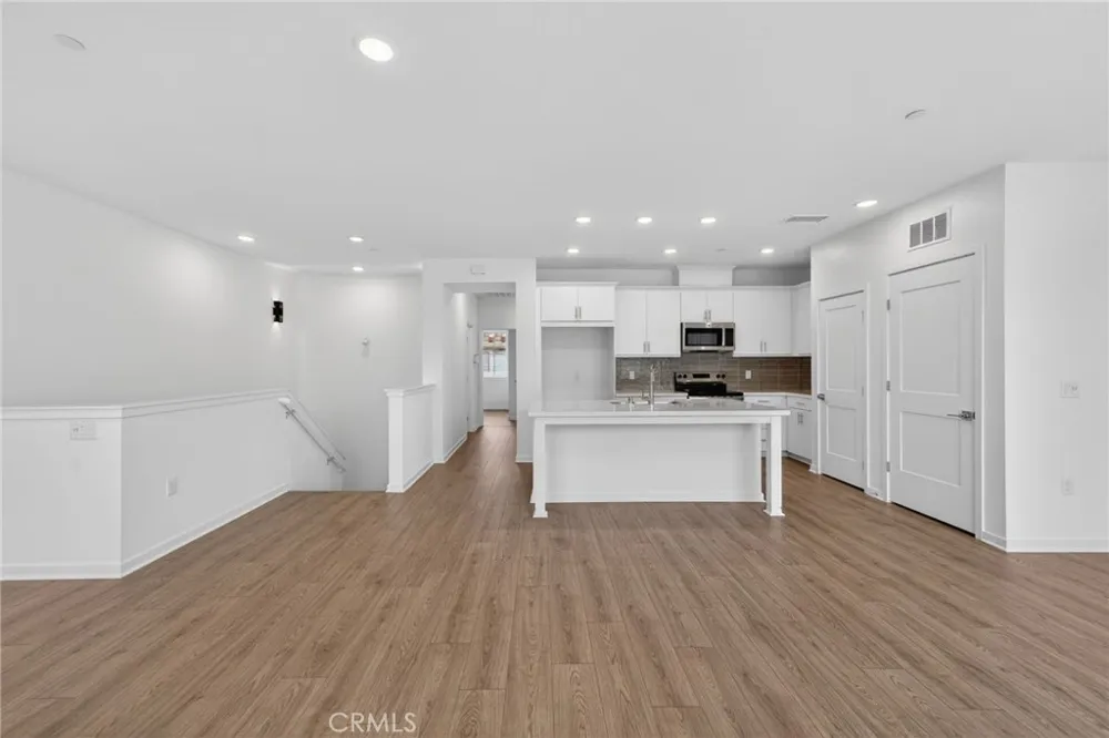 461 Paradiso Place Covina, CA 91723