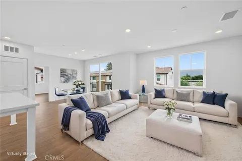 461 Paradiso Place
