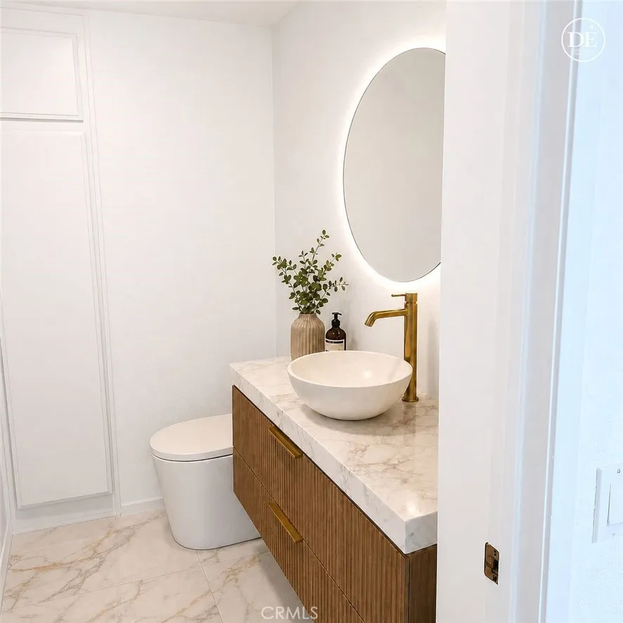 17 Rippling Stream Irvine, CA 92603