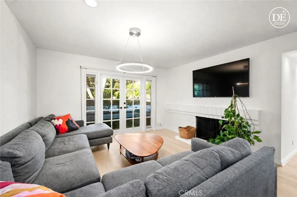 17 Rippling Stream Irvine, CA 92603
