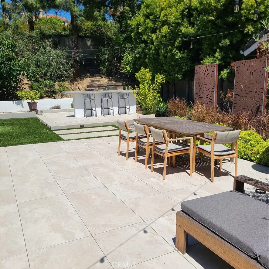 17 Rippling Stream Irvine, CA 92603