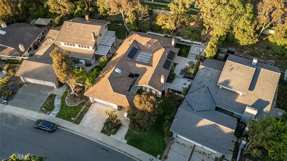 17 Rippling Stream Irvine, CA 92603