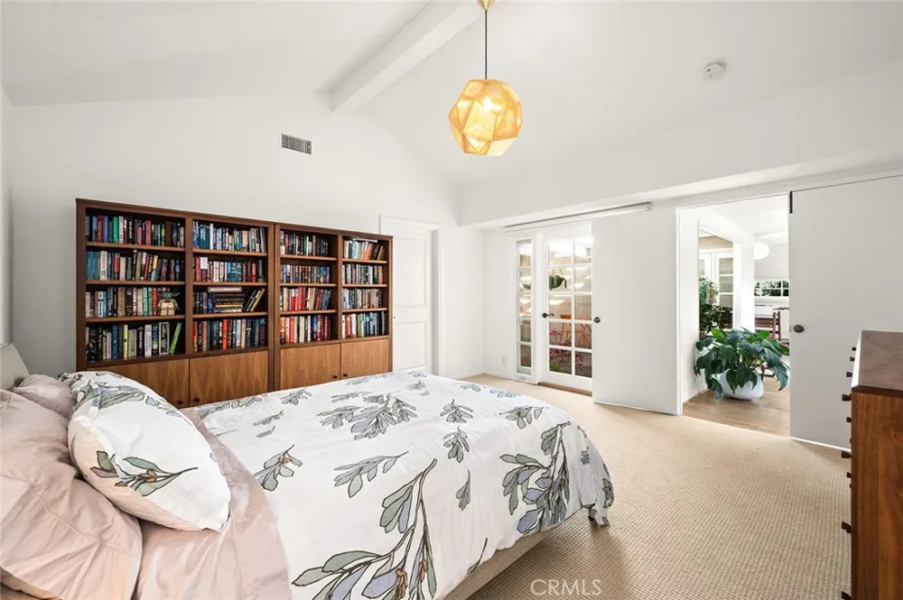 17 Rippling Stream Irvine, CA 92603