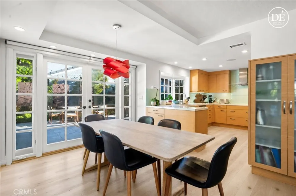 17 Rippling Stream Irvine, CA 92603