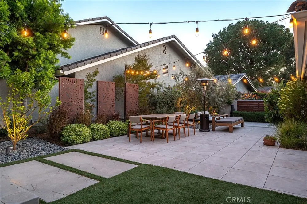 17 Rippling Stream Irvine, CA 92603