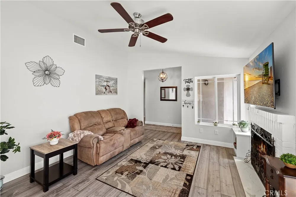 21 Misty Creek Laguna Hills, CA 92653