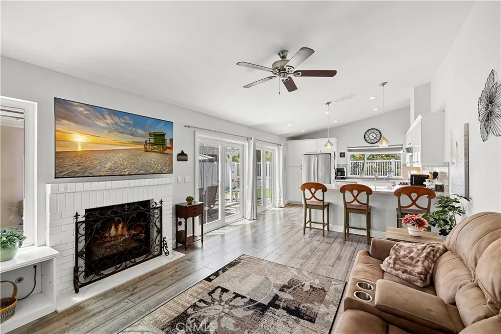 21 Misty Creek Laguna Hills, CA 92653