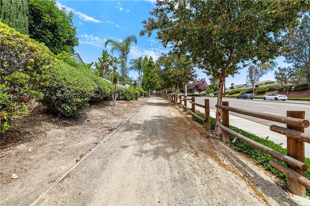 21 Misty Creek Laguna Hills, CA 92653