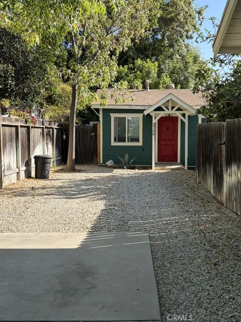 3728 Briscoe St Riverside, CA 92506