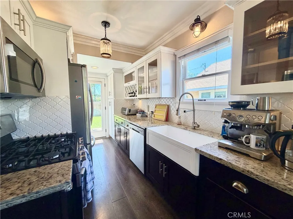 3728 Briscoe St Riverside, CA 92506