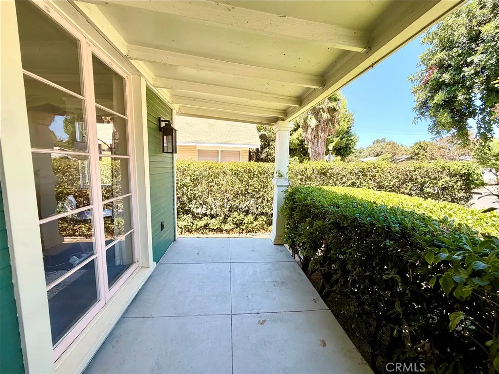 3728 Briscoe St Riverside, CA 92506