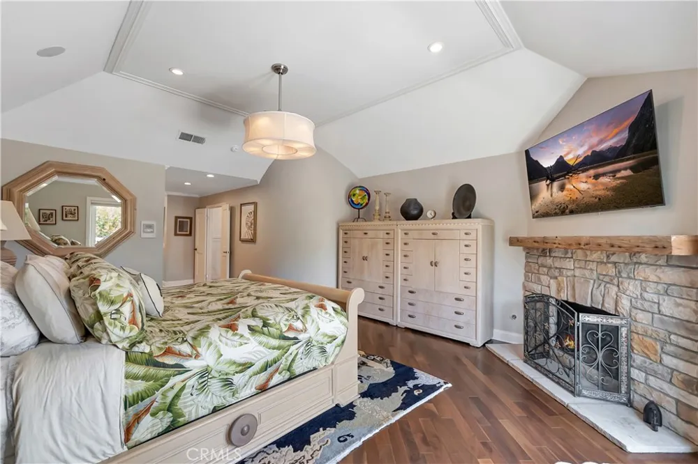 6111 Greenbrier Drive Huntington Beach, CA 92648