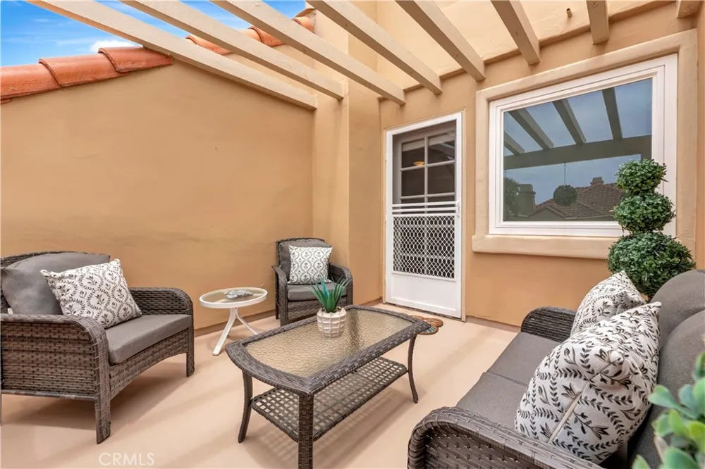 6111 Greenbrier Drive Huntington Beach, CA 92648