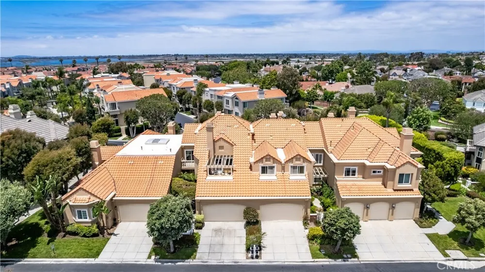 6111 Greenbrier Drive Huntington Beach, CA 92648