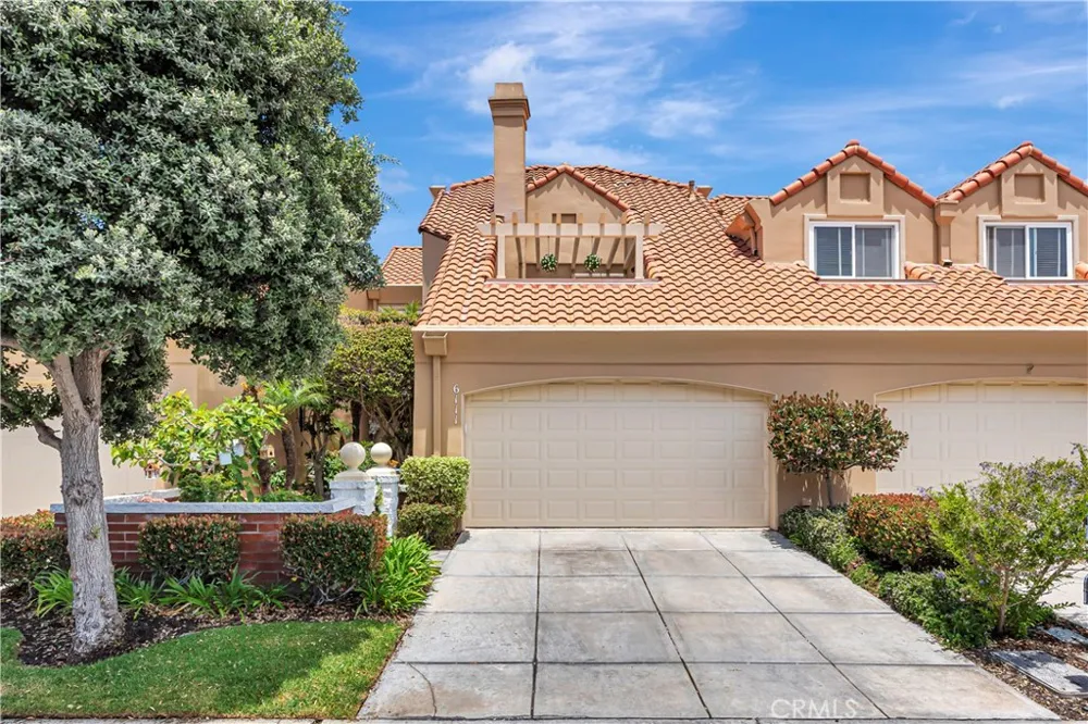 6111 Greenbrier Drive Huntington Beach, CA 92648
