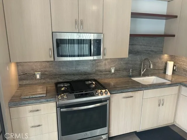 15346 Cambay Lane Huntington Beach, CA 92649