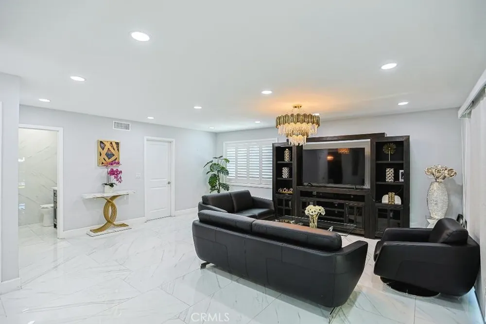 16221 Mount Baden Powell Fountain Valley, CA 92708