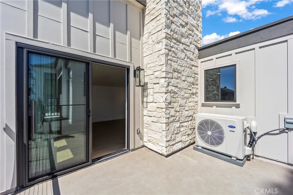 429 Goldenrod Corona del Mar, CA 92625