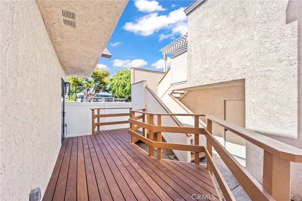 429 Goldenrod Corona del Mar, CA 92625