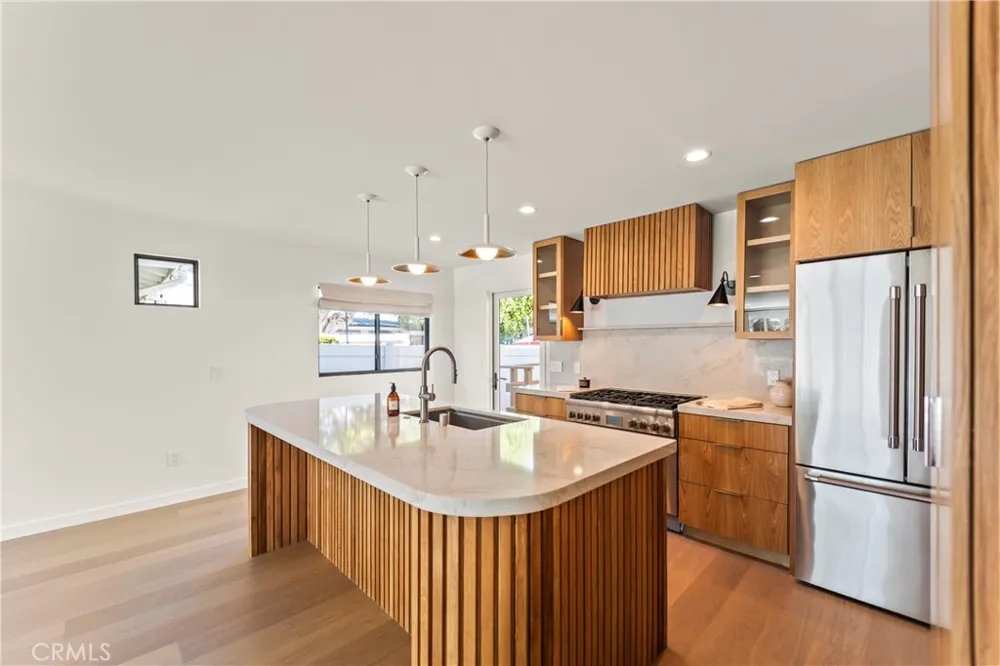 429 Goldenrod Corona del Mar, CA 92625