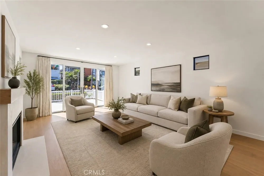 429 Goldenrod Corona del Mar, CA 92625