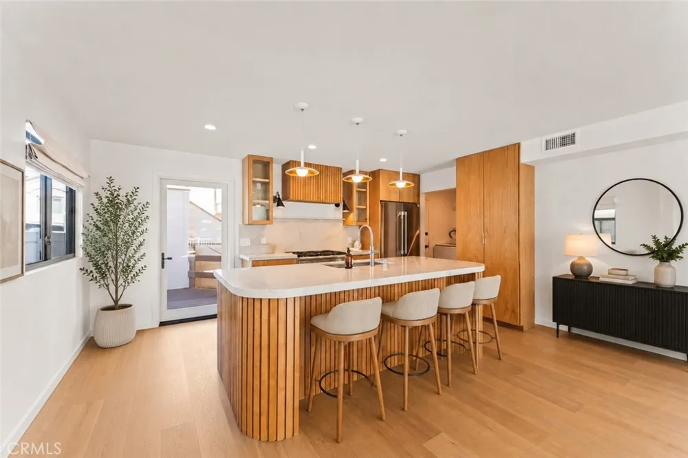 429 Goldenrod Corona del Mar, CA 92625
