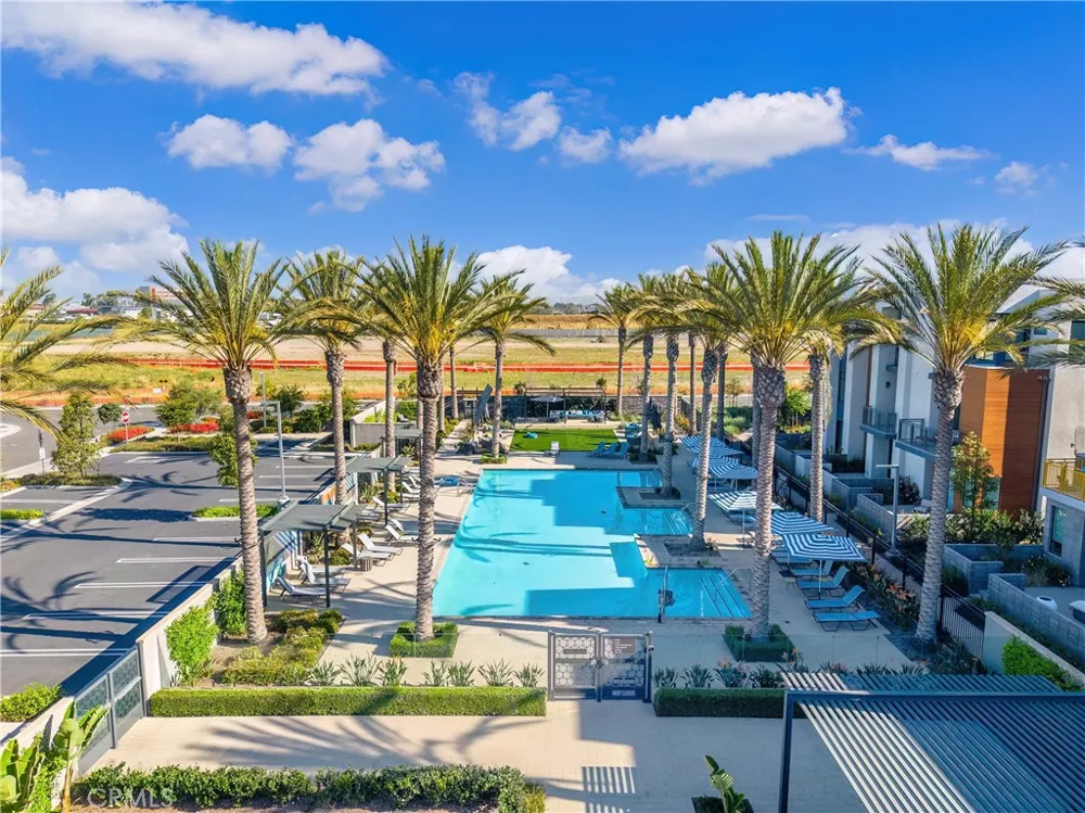 16235 Dawn Way #204 Tustin, CA 92782