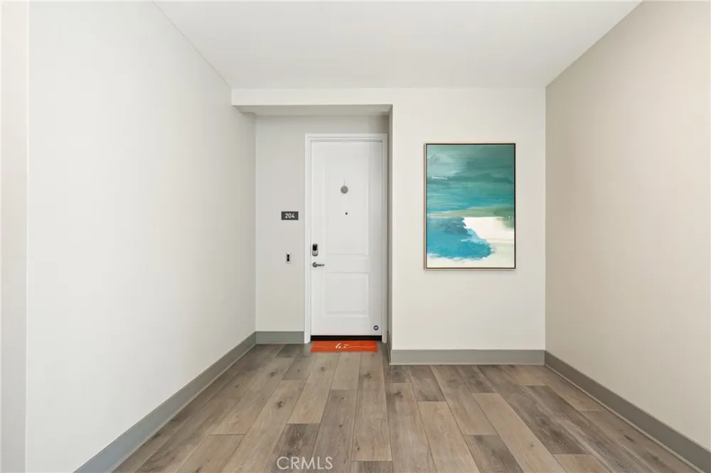 16235 Dawn Way #204 Tustin, CA 92782