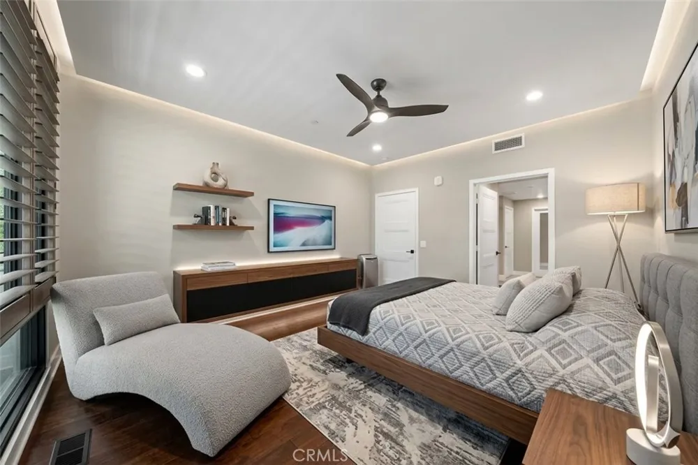 16235 Dawn Way #204 Tustin, CA 92782