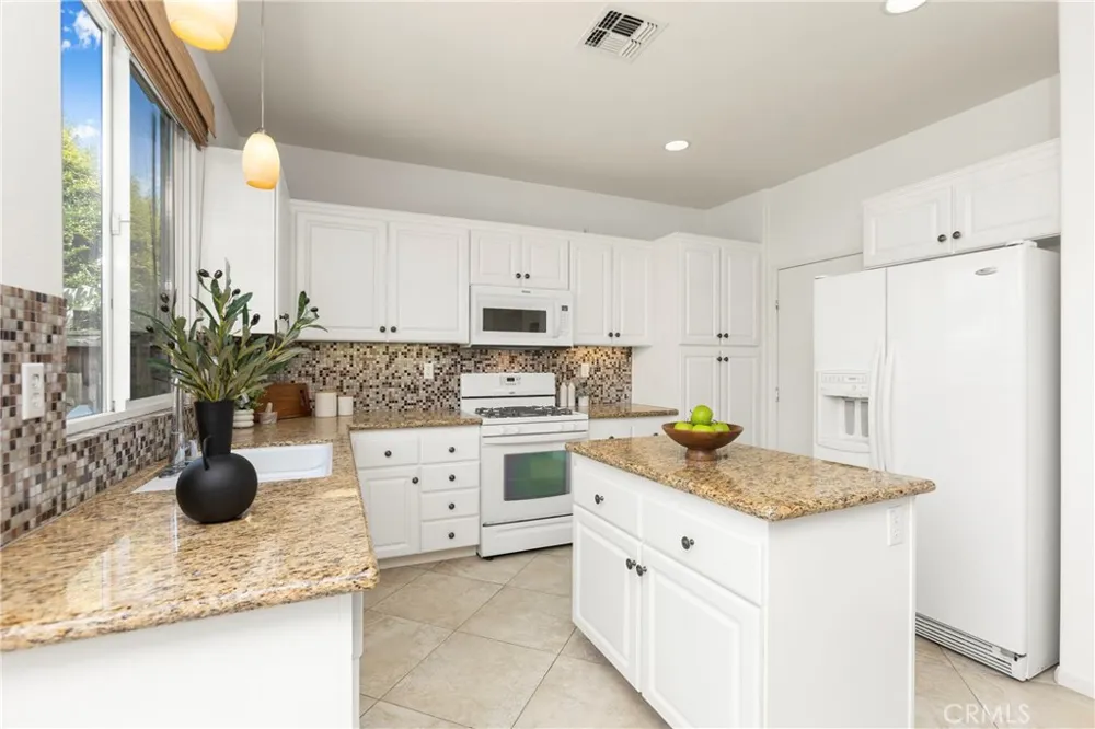 223 Sparkleberry Avenue Orange, CA 92865