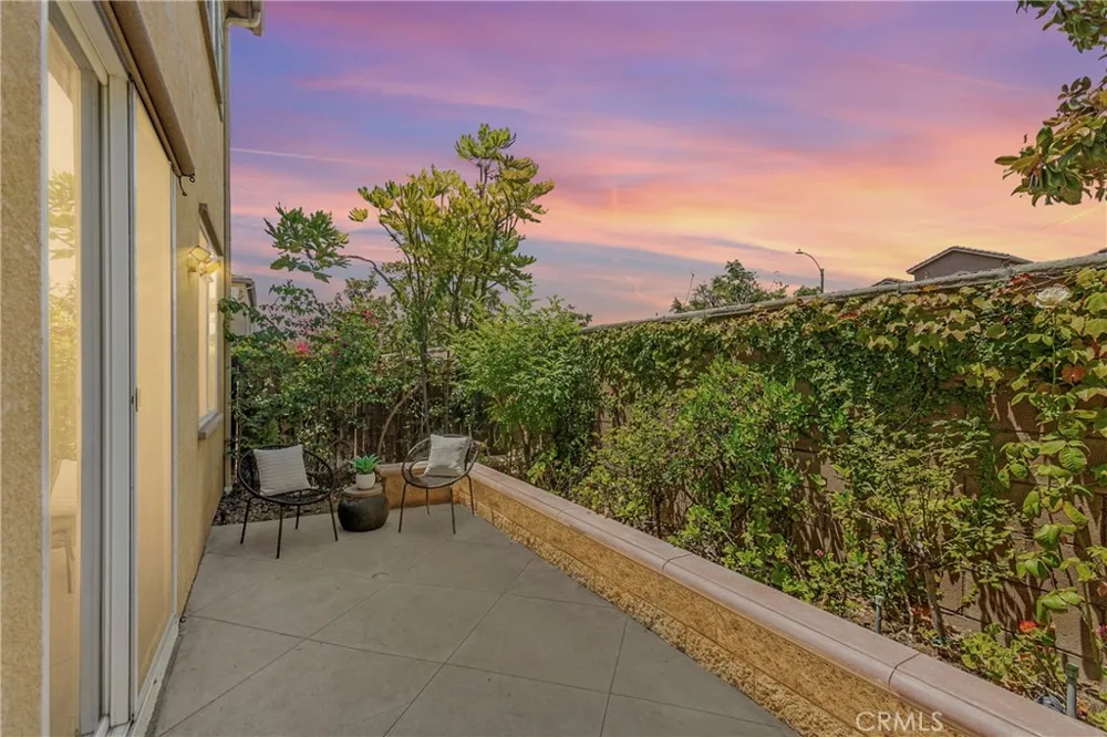 223 Sparkleberry Avenue Orange, CA 92865