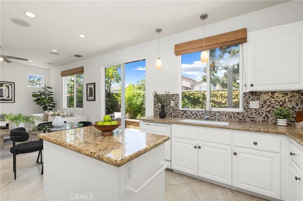 223 Sparkleberry Avenue Orange, CA 92865