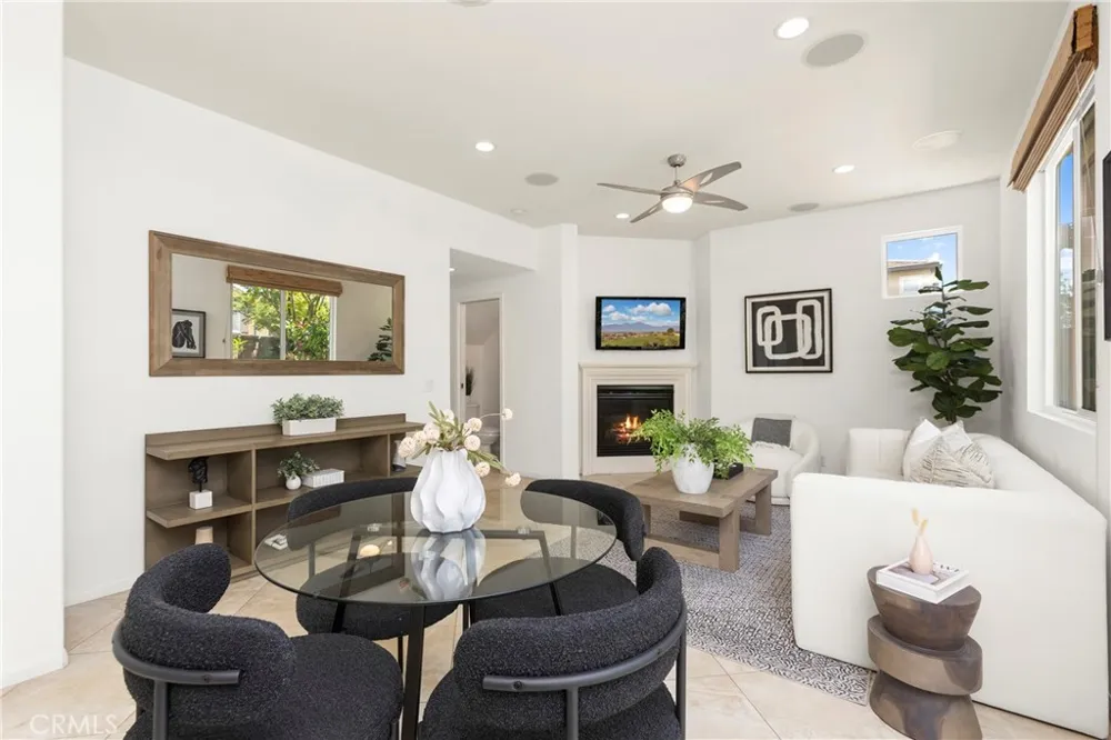 223 Sparkleberry Avenue Orange, CA 92865