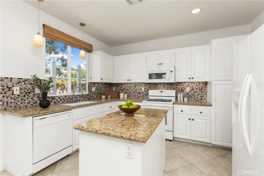 223 Sparkleberry Avenue Orange, CA 92865