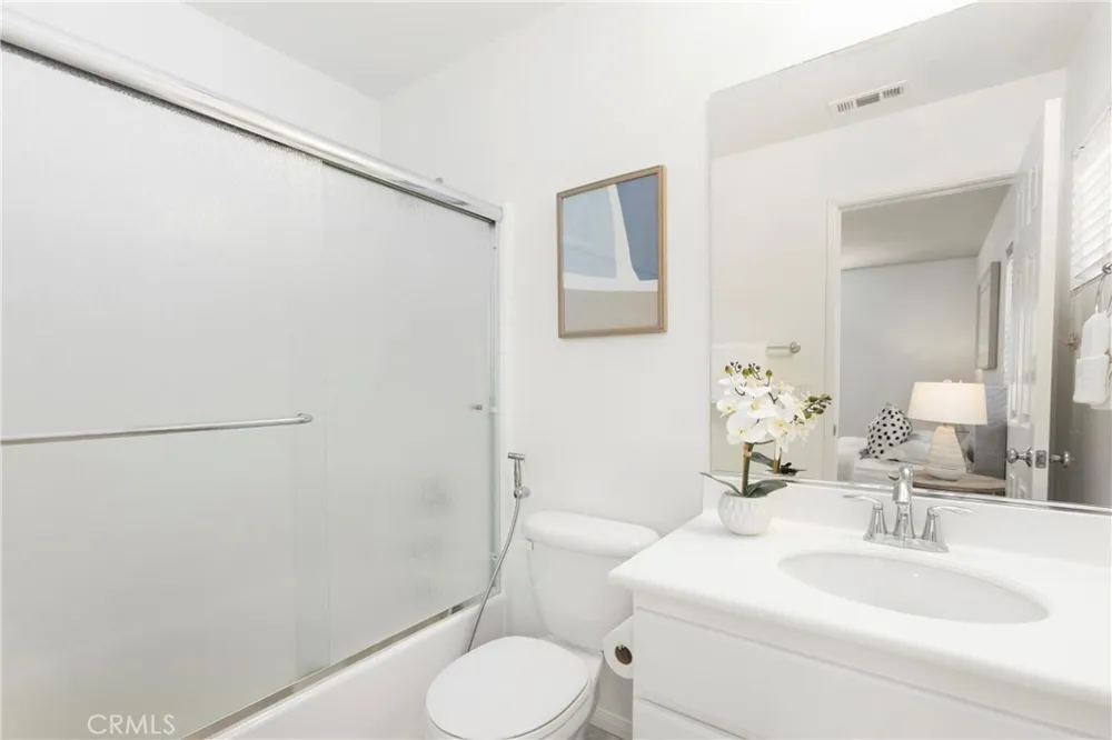 223 Sparkleberry Avenue Orange, CA 92865
