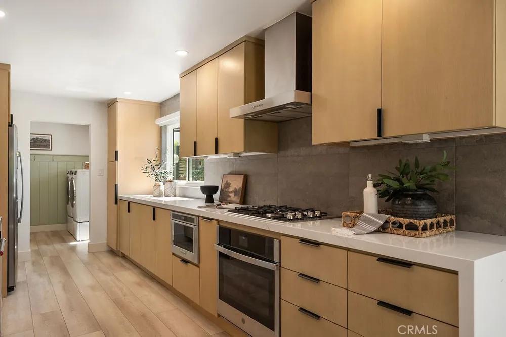 12822 Fairhaven Extension Santa Ana, CA 92705