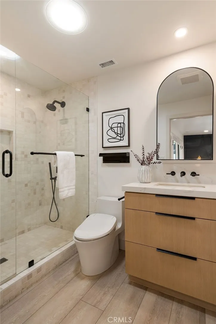 12822 Fairhaven Extension Santa Ana, CA 92705