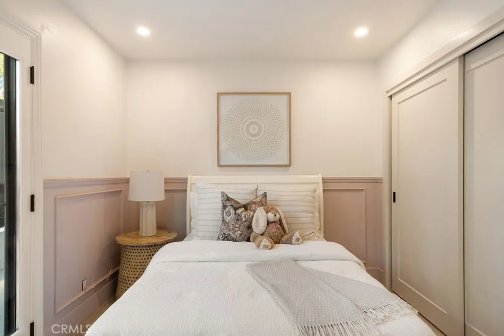 12822 Fairhaven Extension Santa Ana, CA 92705