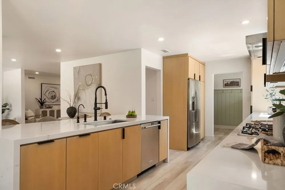 12822 Fairhaven Extension Santa Ana, CA 92705