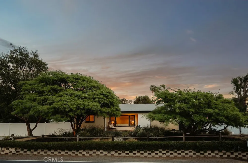 12822 Fairhaven Extension Santa Ana, CA 92705