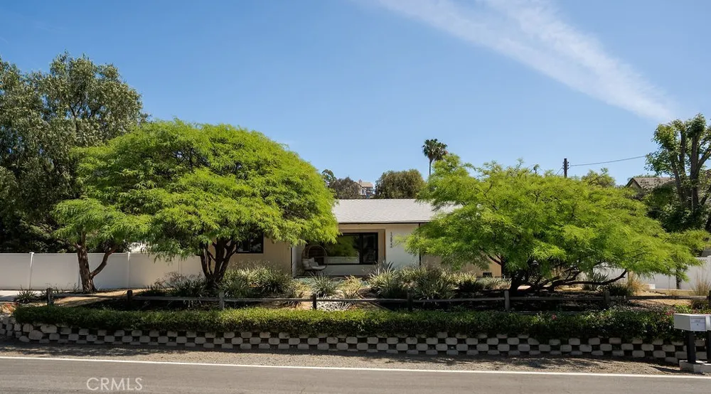 12822 Fairhaven Extension Santa Ana, CA 92705