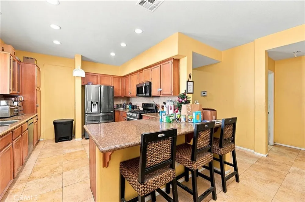 15290 Alexandria Adelanto, CA 92301