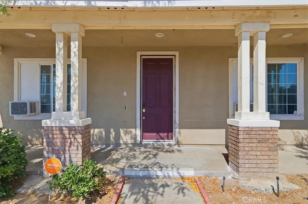 15290 Alexandria Adelanto, CA 92301