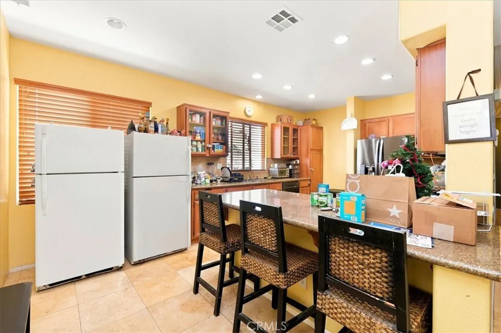 15290 Alexandria Adelanto, CA 92301