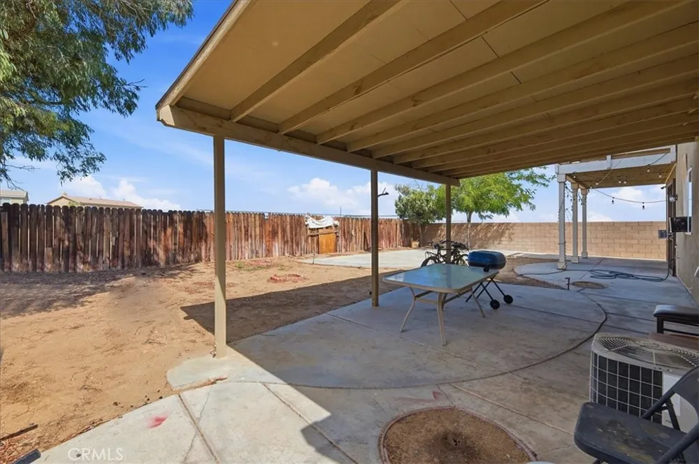 15290 Alexandria Adelanto, CA 92301