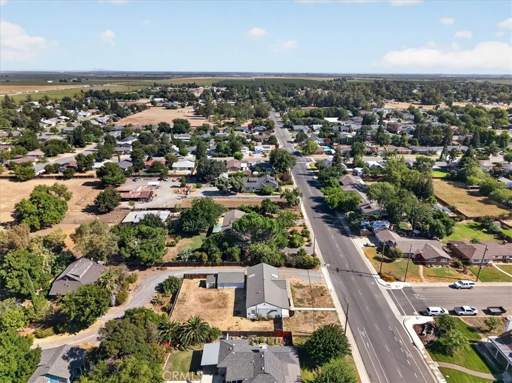 555 Pacific Willows, CA 95988