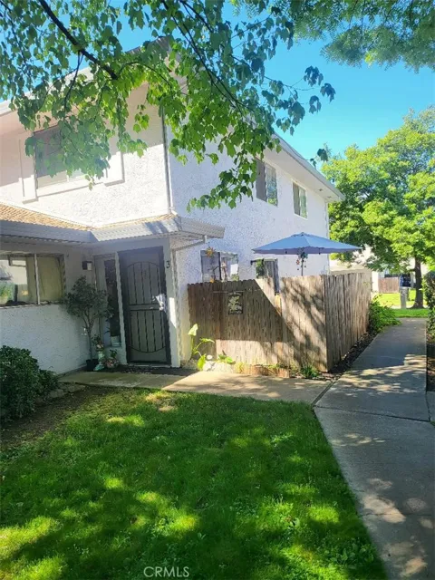4702 Greenholme #3