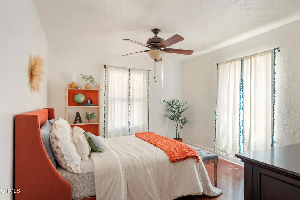 3022 Altura Avenue La Crescenta, CA 91214