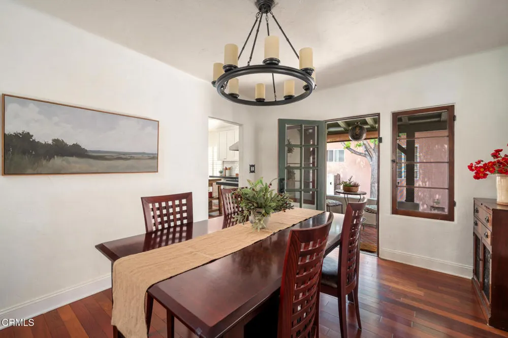 3022 Altura Avenue La Crescenta, CA 91214