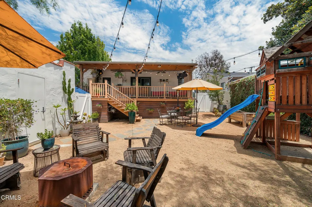 3022 Altura Avenue La Crescenta, CA 91214